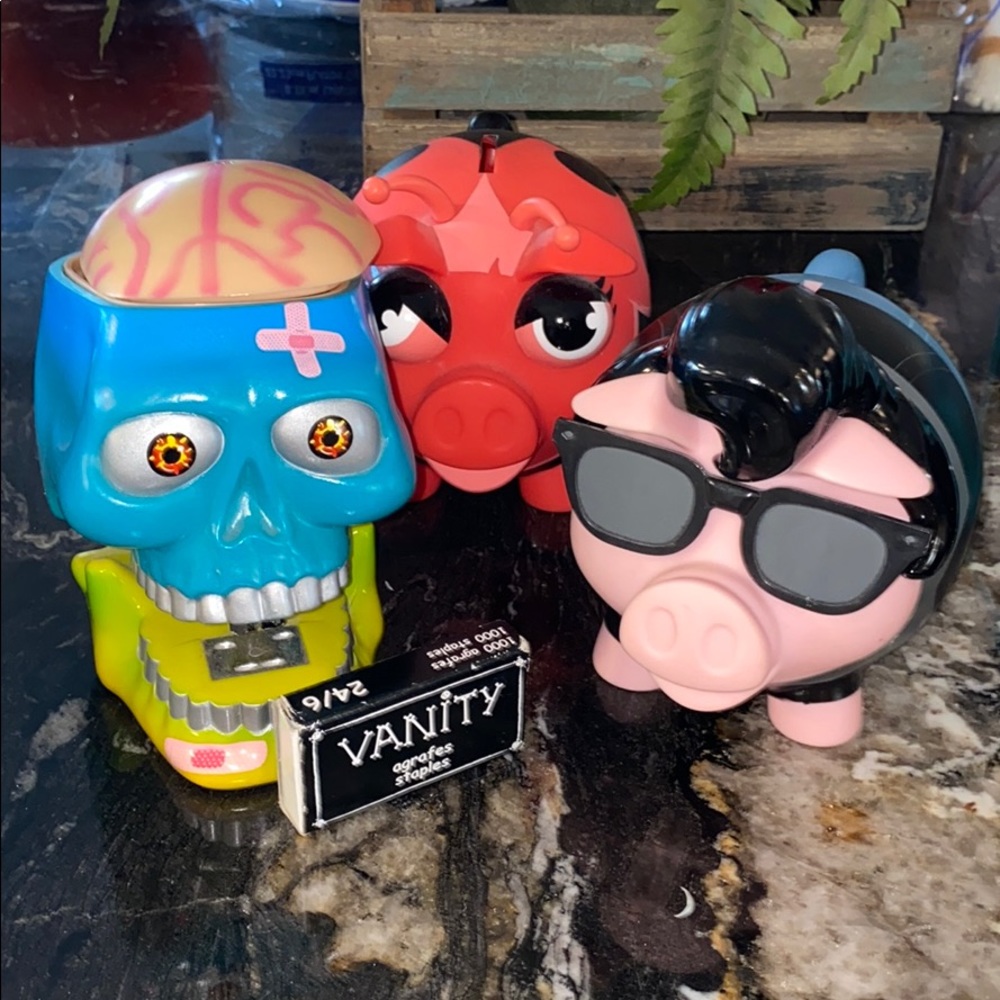 VINTAGE SKULL STAPLER & 2 PIGGY BANKS